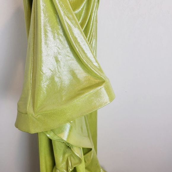 NWT B Darlin Juniors Metallic One-Shoulder Gown in Lime & Silver Size 0 - Picture 7 of 11